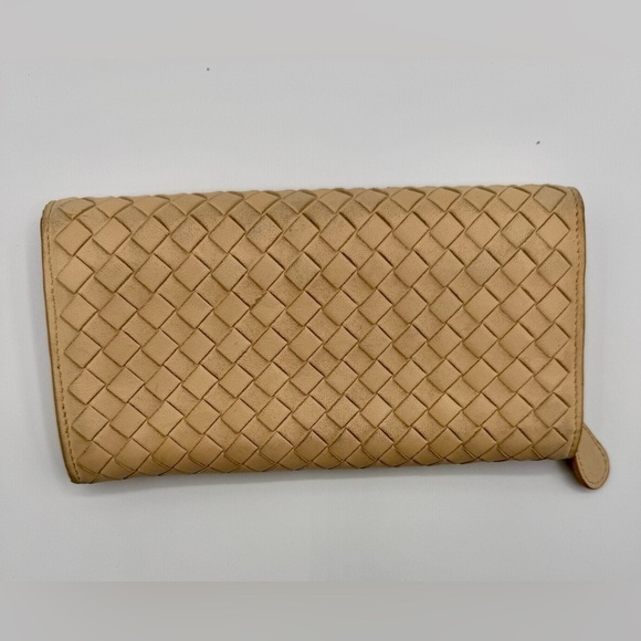 Bottega Veneta Wallet and unbranded chain for crossbody | Very Good Condition - Picture 10 of 12